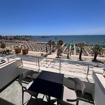 דורס Wave Beachfront Apartments מראה חיצוני תמונה